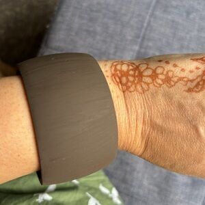 Brown matte wooden bangle